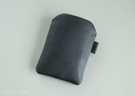 《WATERPROOF LEATHER》本革レザースリーブケース for iPhone Duo（iPhone Duo対応）スマホケース　ブラック
