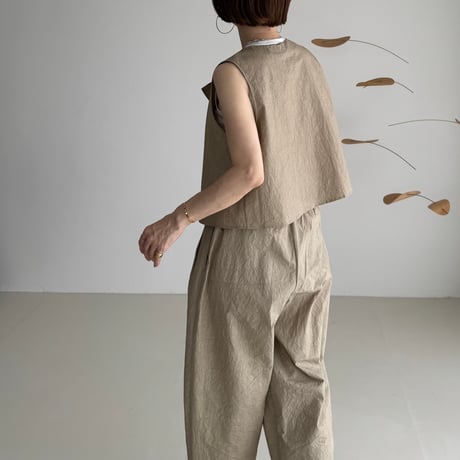 ENVY VEST / CAMEL BEIGE