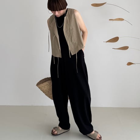 ENVY VEST / CAMEL BEIGE