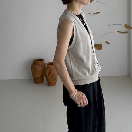 V-NECK KNIT VEST / GRAGE