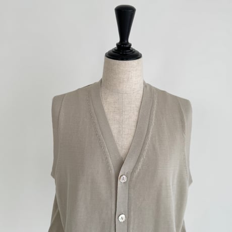 V-NECK KNIT VEST / GRAGE
