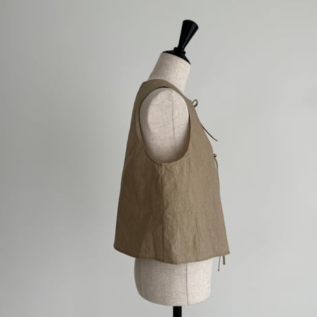 ENVY VEST / CAMEL BEIGE