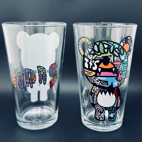 NO LAND BEAR PintGlass