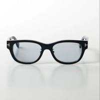 TOM FORD 　トムフォード　TF1392-D 05A