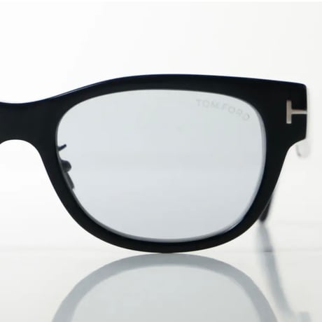 TOM FORD 　トムフォード　TF1392-D 05A