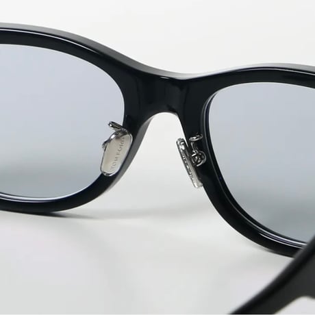 TOM FORD 　トムフォード　TF1392-D 05A