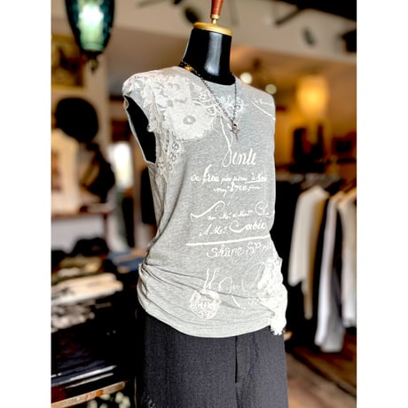 Share Spirit・French Letter Print・SHR ・トップス