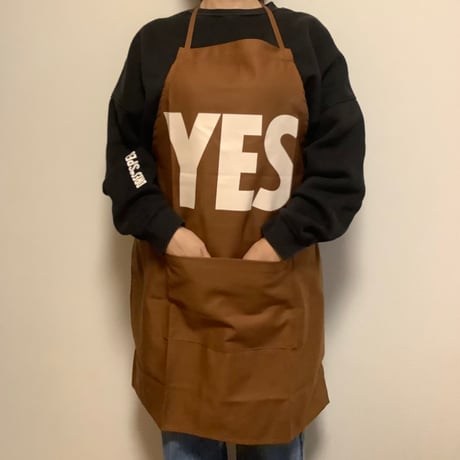 ADULT APRON  “YES” ※生成りロゴ　“BROWN COLOR ※裏にはNO THANK  YOUのプリントがあります。