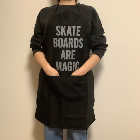 [🌟新発売] ADULT APRON  ”SKATE BOADS ARE MAGIC“ BLACK COLOR ※GREYロゴ
