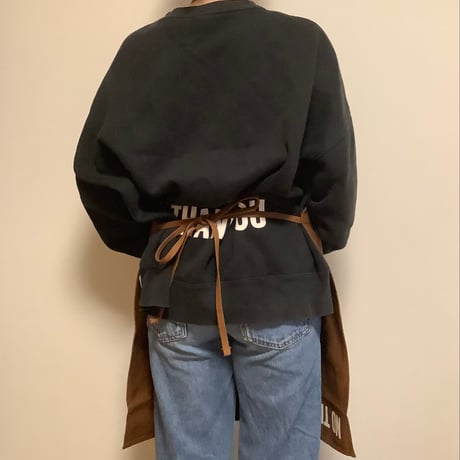 ADULT APRON  “YES” ※生成りロゴ　“BROWN COLOR ※裏にはNO THANK  YOUのプリントがあります。