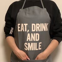 [🌟新発売　]ADULT  APRON ”EAT、DRINK AND SMILE“ APRON (生成りロゴ)GREY COLOR