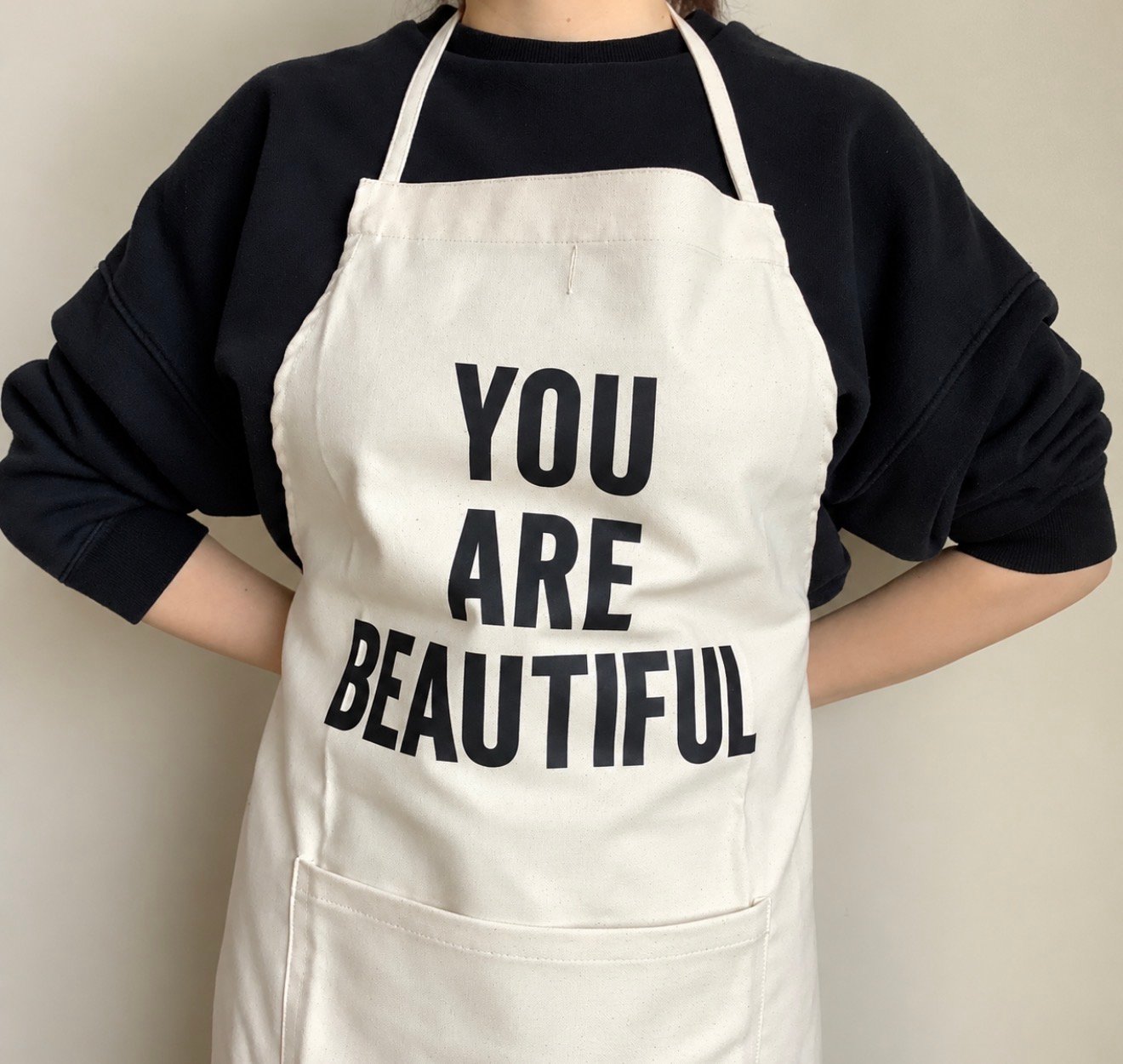 🟠9/26(土曜日)に再入荷します。 ADULT APRON “ YOU ARE BEAU