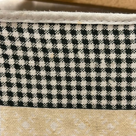 apron 749[ge746]
