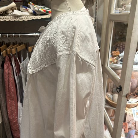 antique 203[FA262]