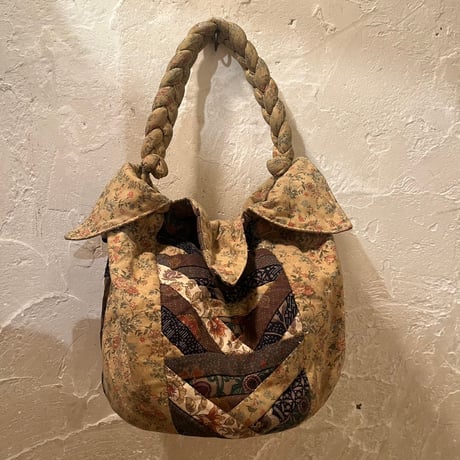 bag 381[na779]