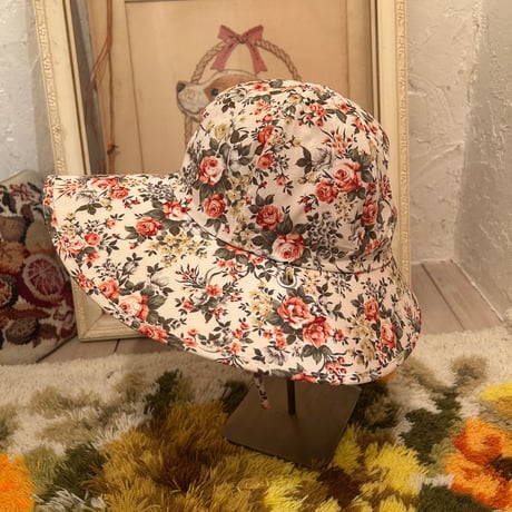 hat 235[na588]