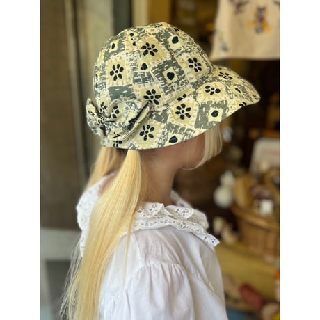 hat 238[na599]