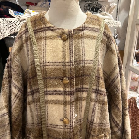 outer 912[AR614]