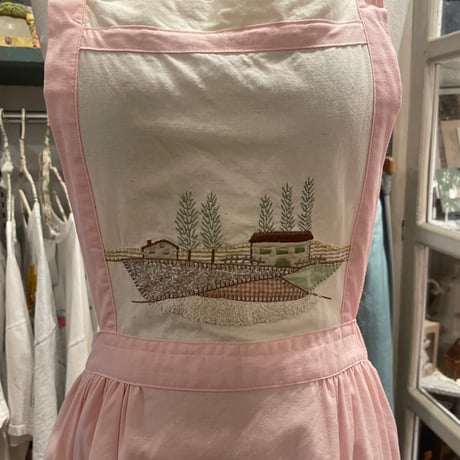 apron 715[na611]