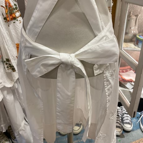 apron 723[ge563]
