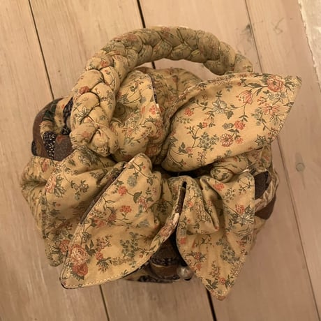 bag 381[na779]
