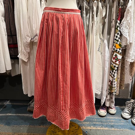 skirt 24[AR592]
