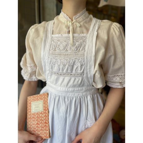 apron 712[AR588]