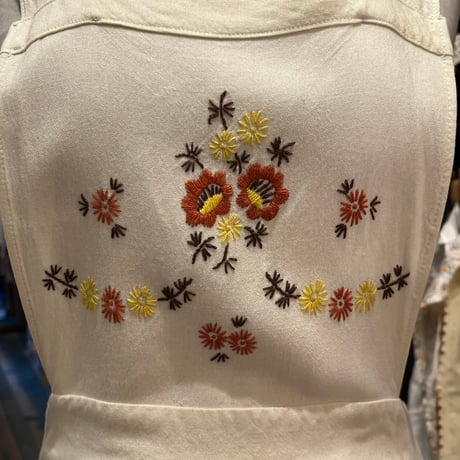 apron 761[ge784]