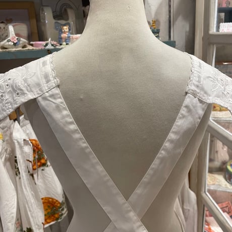 apron 723[ge563]