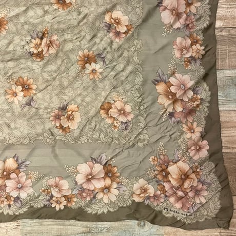 scarf 196[ge542]