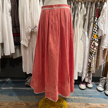 skirt 24[AR592]