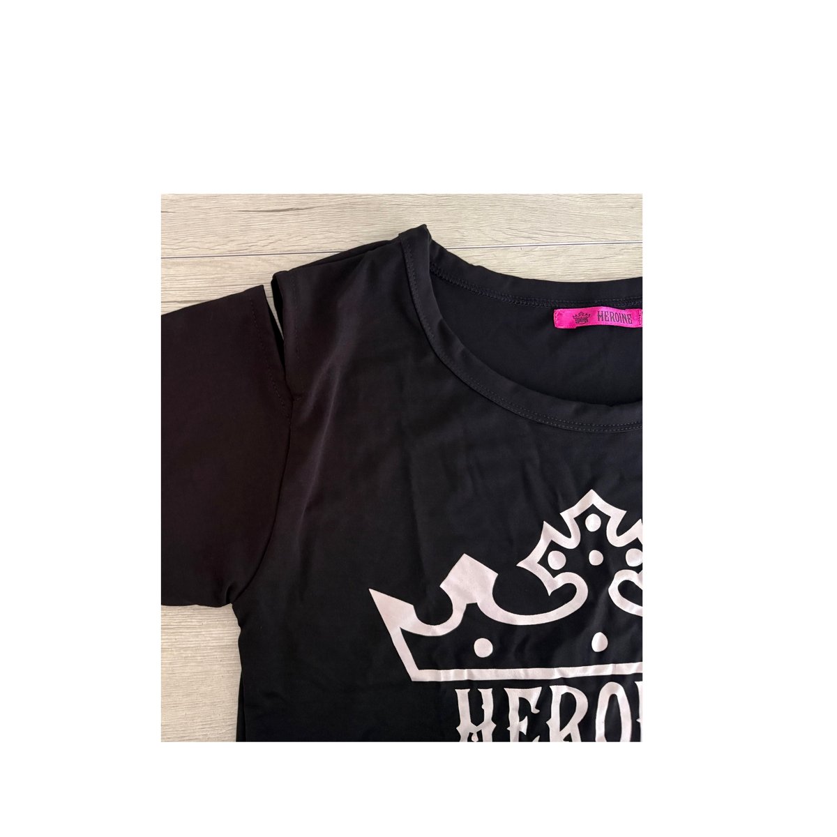 HEROINE）H346B クロップトップ ブラック | フィットネスウェア