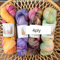 annita artworks 85%superwash Merino 15% Nylon 4ply