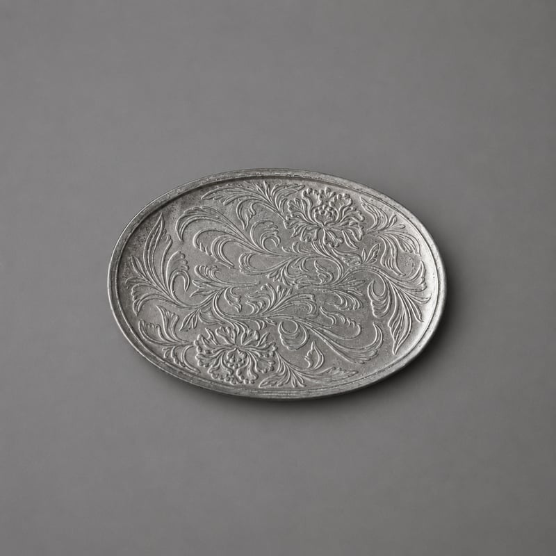 銀塗 花唐草彫楕円皿 | 道具屋 nobori