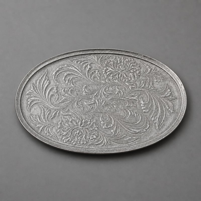 銀塗 花唐草彫楕円皿 | 道具屋 nobori