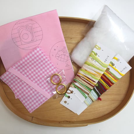 SUZURANDOUの美味しそうな刺繍キット -ごほうび朝ごはんの刺繍チャーム-　PHC-134-1
