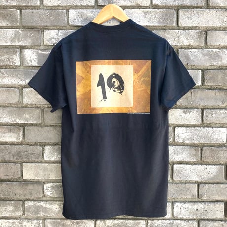 【LILY yoyogiuehara】 LILY × Koji Kakinuma "10" Tee Black