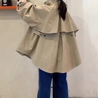 フレアトレンチコート