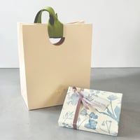 Gift Wrapping - Sample -