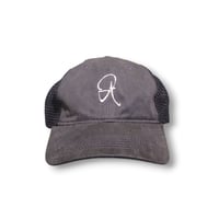 GUESTROOM NICO HAT
