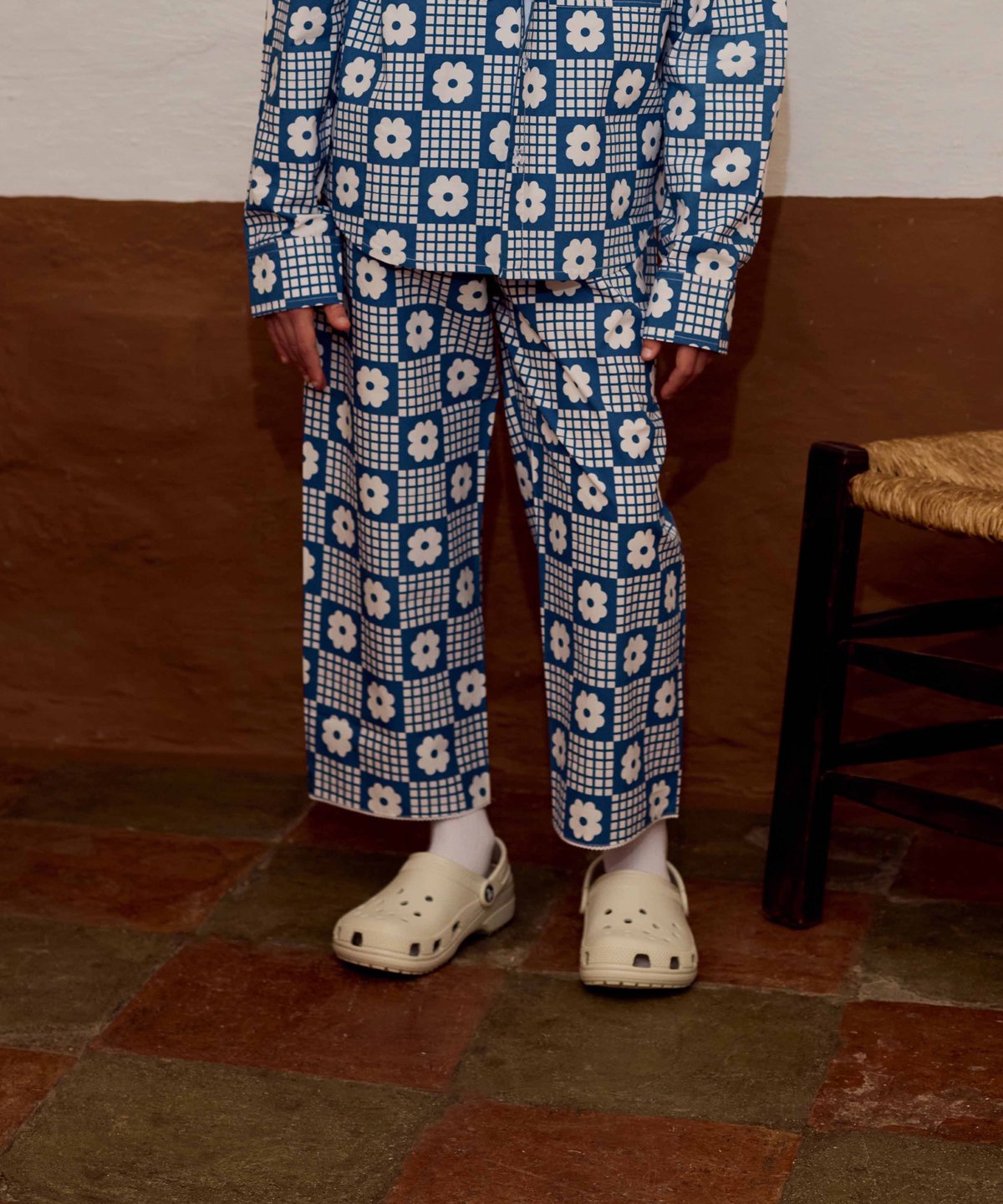 FISH & KIDS / NAVY FLOWERS RETRO PANTS | in the