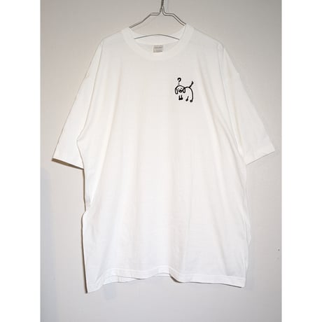 何もわかっていないイヌ刺繍ビッグシルエットtee