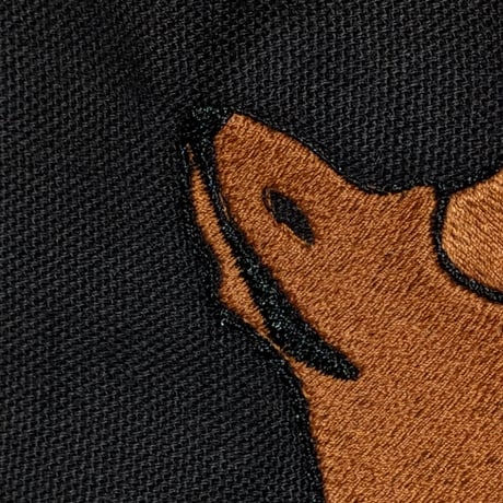 マーモット、ケンカしているのにハート型になっててかわいいね刺繍スクエアサコッシュ