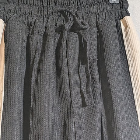 にっこりポメ国家主席肖像画刺繍セットアップ
