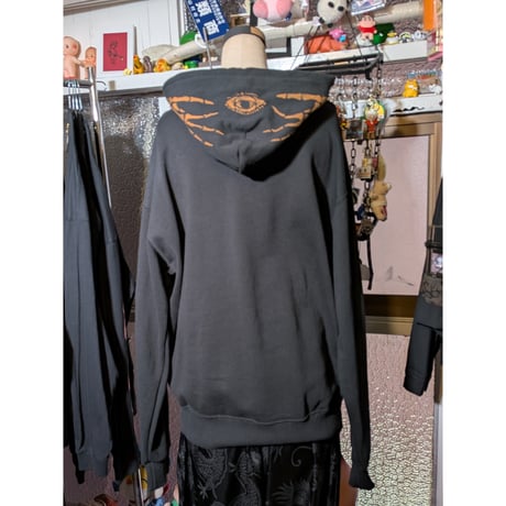 開眼ビッグパーカー