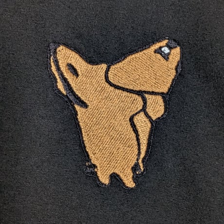 マーモット、ケンカしているのにハート型になっててかわいいね刺繍Tシャツ