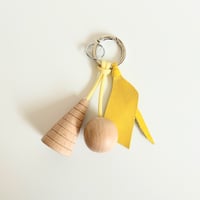 Key ring 23  イエロー