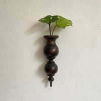 Wall vase 84