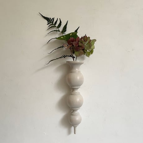 Wall vase 93