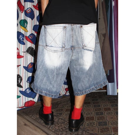 PELLE PELLE Cut Off Jean / DELF Hard Washed Denim Shorts